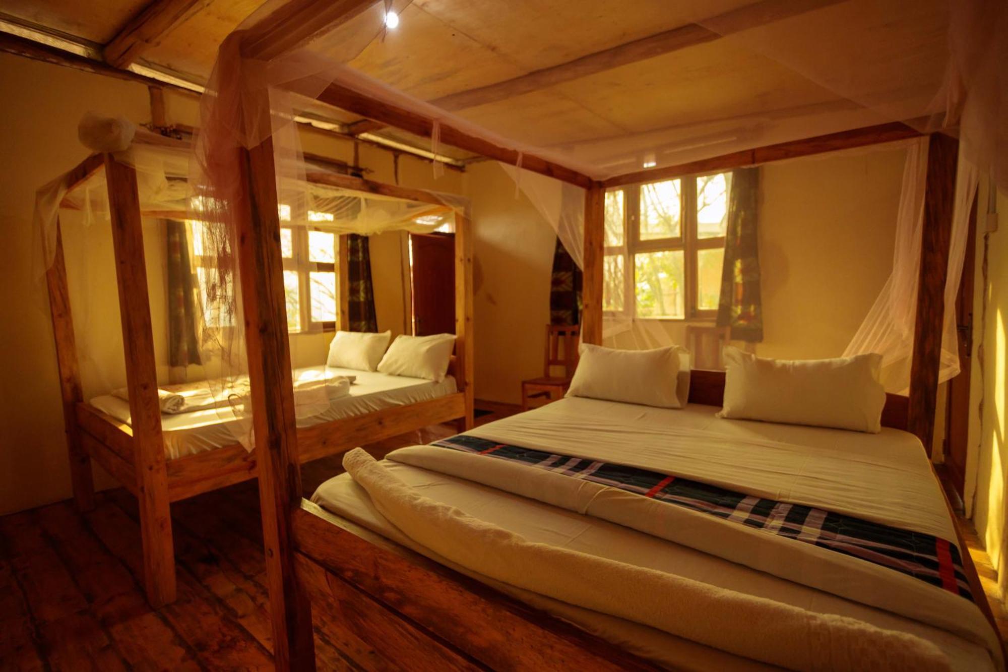 Lake Mwamba Lodge Kasenda Exterior photo