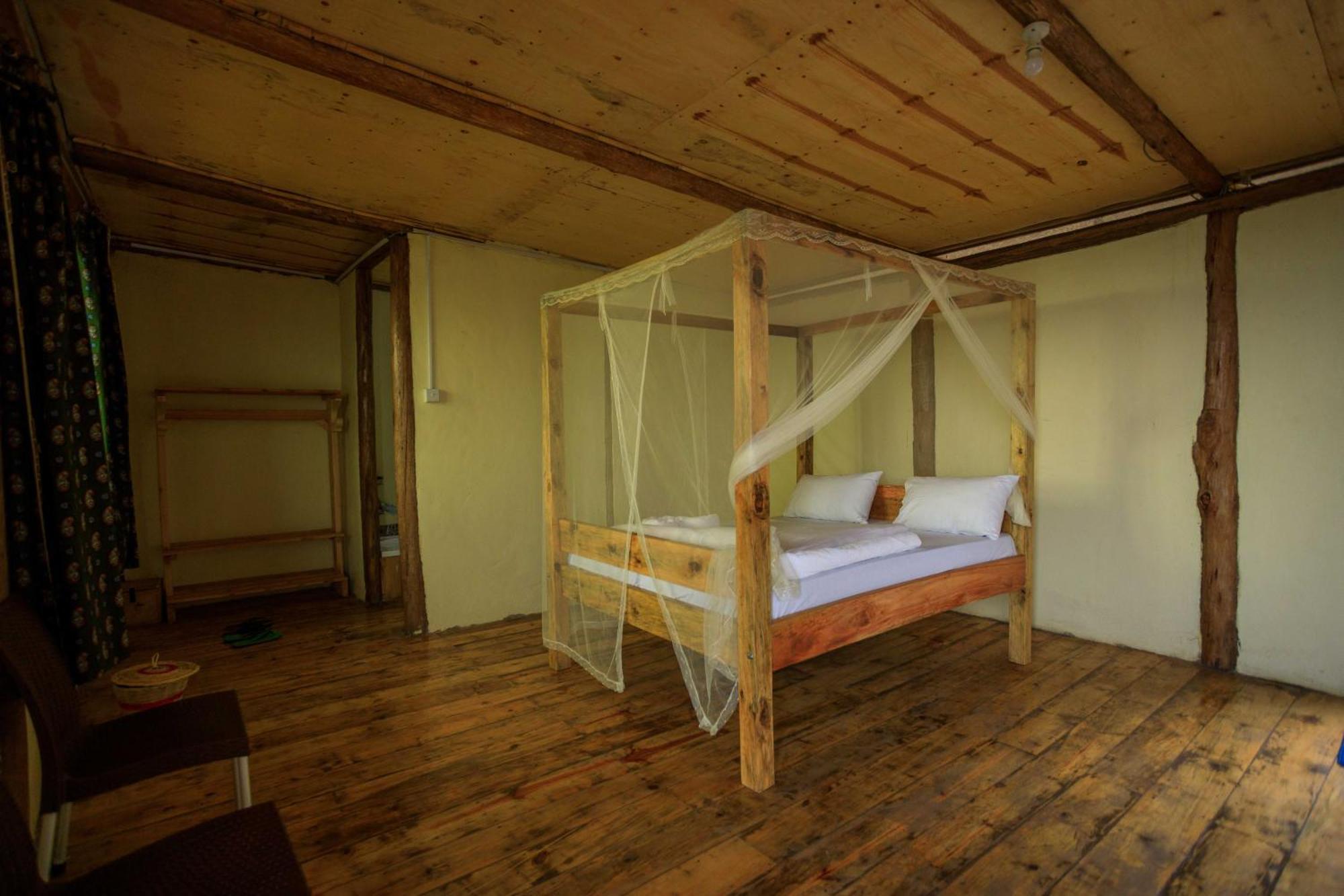 Lake Mwamba Lodge Kasenda Exterior photo
