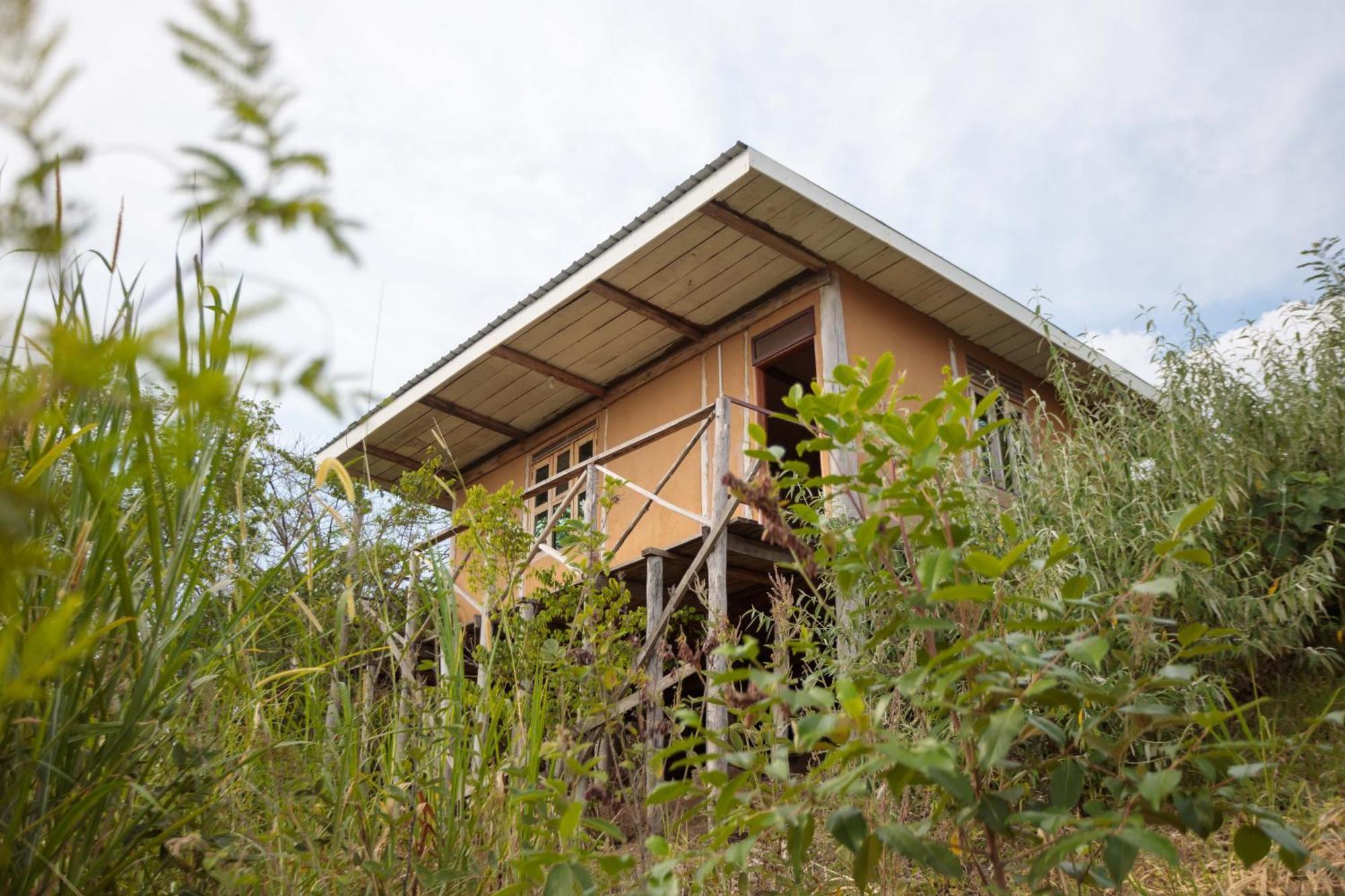 Lake Mwamba Lodge Kasenda Exterior photo